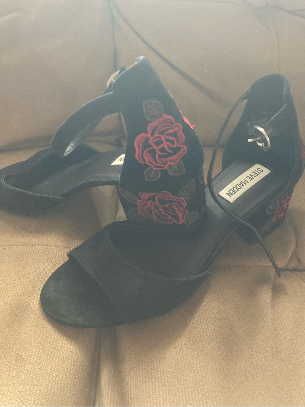 Steve Madden Black Leland Leather Heels - Classic Pump